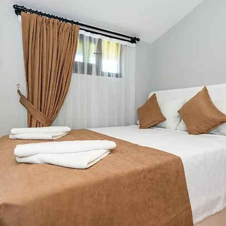 Sarnic - Stone With Private Pool For 6 Guests In Kayakoey, Vila