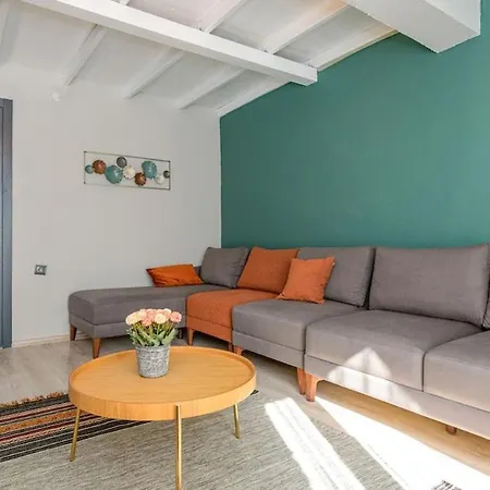 Villa Sarnic - Stone With Private Pool For 6 Guests In Kayakoey, Fethiye
