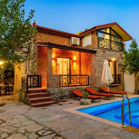 Sarnic - Stone With Private Pool For 6 Guests In Kayakoey,
