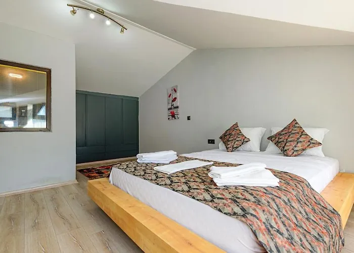 Sarnic - Stone With Private Pool For 6 Guests In Kayakoey, וילה